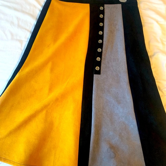 YAL size medium suede  colorful stripe skirt - Picture 1 of 4